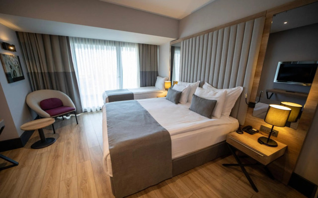 Seven For Life Thermal Hotel