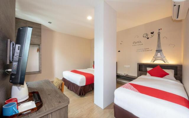 OYO 429 Sunlight Hotel