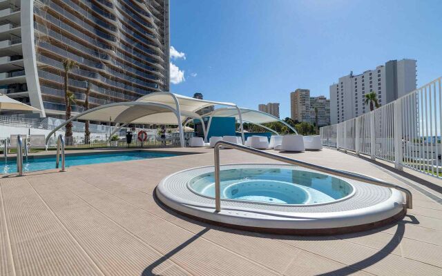 Sunset Waves Benidorm by Mar Holidays Apartments