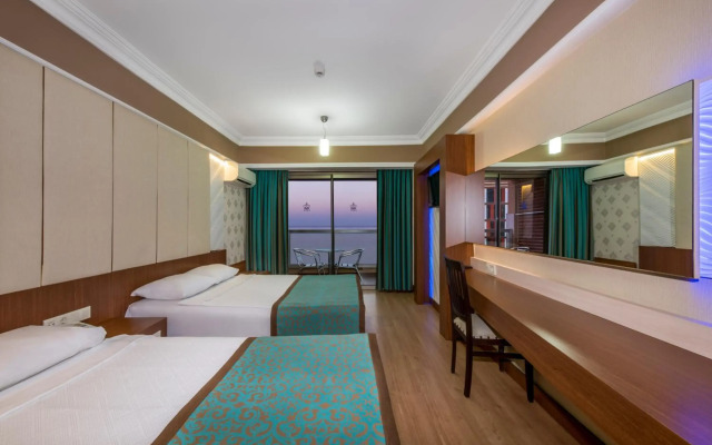 Taç Premier Hotel & Spa
