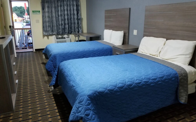 AmeriStay Inn &Suites