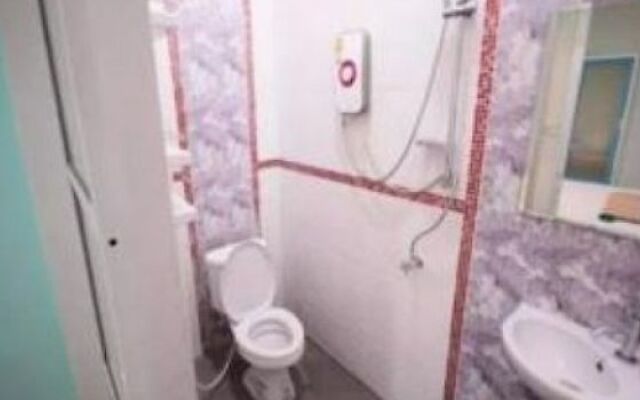 Station 14 Apartment Hat Yai