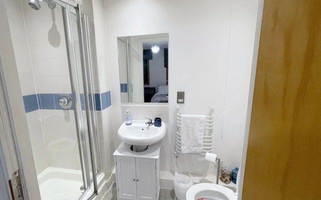 Central 2-bed Apartment in Greater Manchester