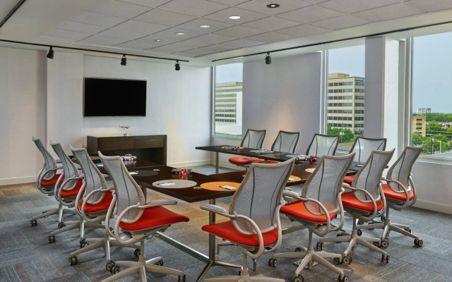 Aloft Houston by the Galleria
