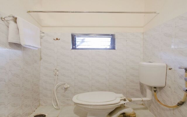 OYO 11321 Hotel Goutham Residency