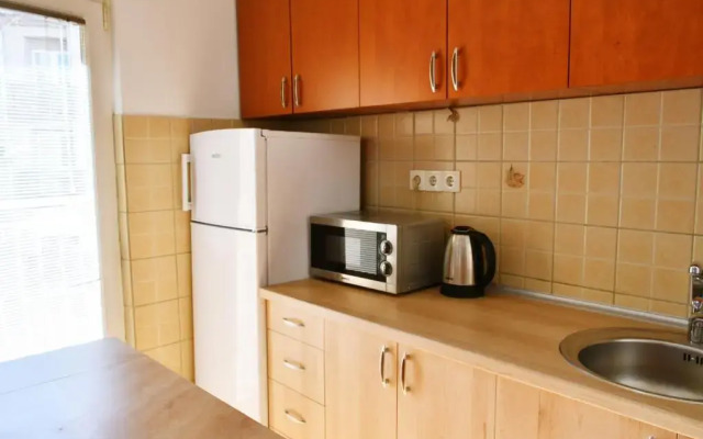 Hostel Sani
