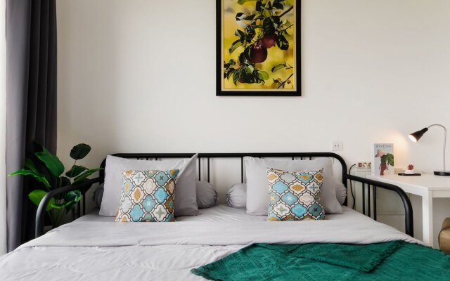 Arka by TwoSpaces Studio @Skyhouse Apartment