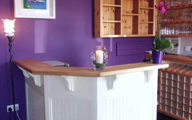 Roadford House Restaurant & Accommodation