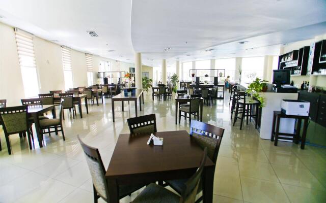Quórum Cordoba Hotel - Resort Urbano
