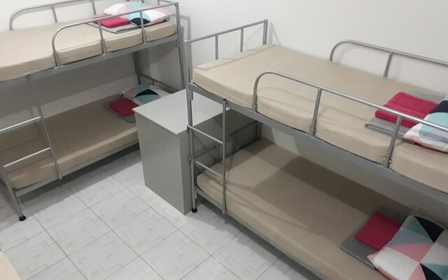 JDL Residences - Hostel