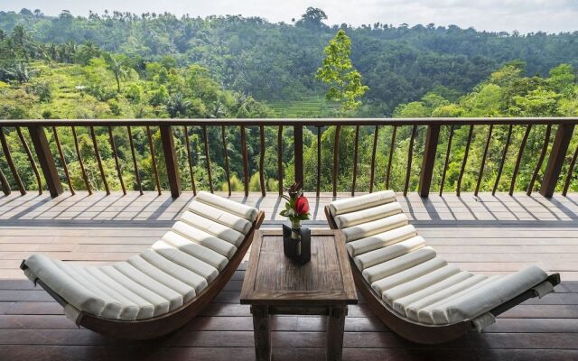 Awan Putih Resort