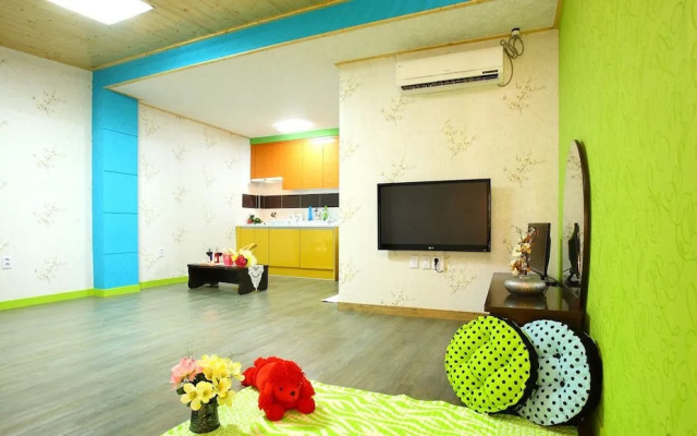 Pinky Marine Pension