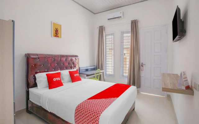 Wisma Bambu Syariah by  OYO Rooms