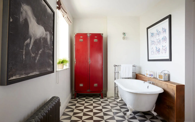 Artist Residence Brighton