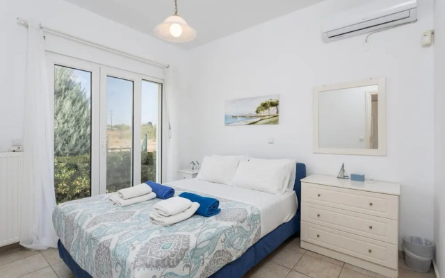 Hermione Villa in Gennadi