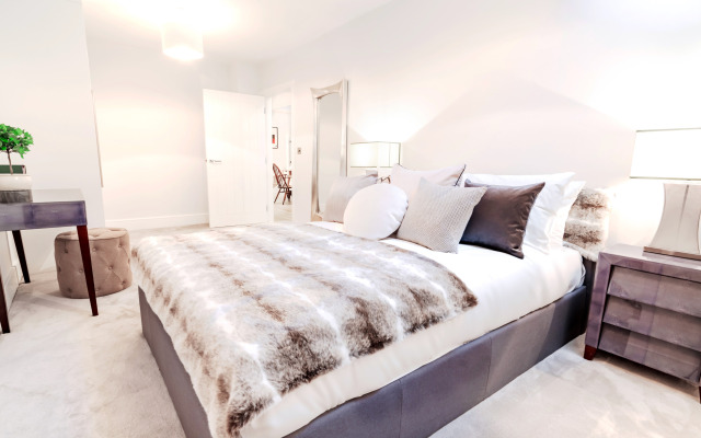 King's Mews II Apartments