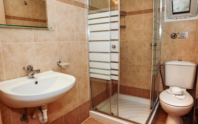 Golden Deer Apartments