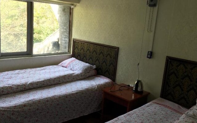 Xianshan Guest House