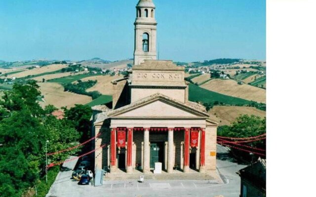 House With 3 Bedrooms in Monte San Pietrangeli, With Wonderful City View, Balcony and Wifi