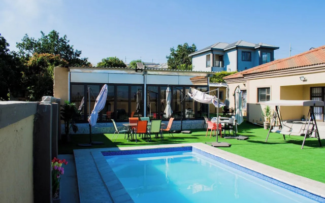 WoodMead Guest House & Events