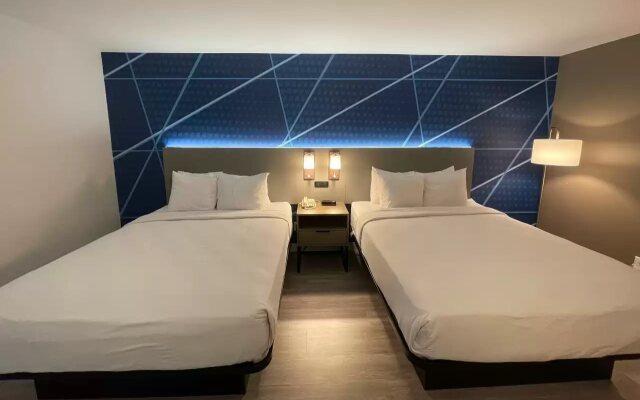 Comfort Inn & Suites Salt Lake City I-80 I-15 Downtown