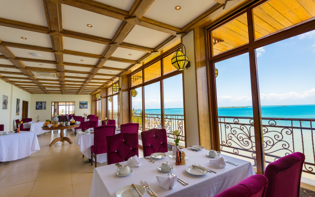Golden Tulip Zanzibar Resort