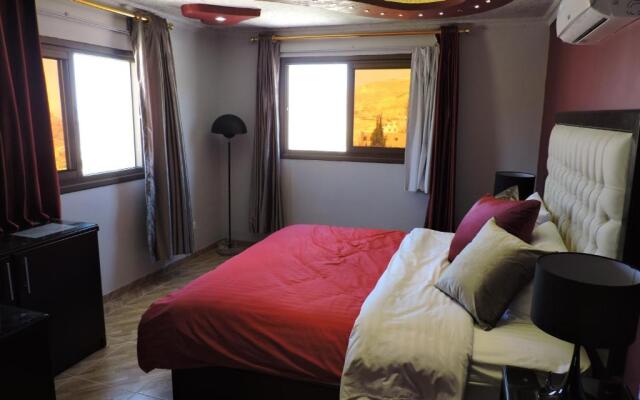 Valentine Inn Luxury