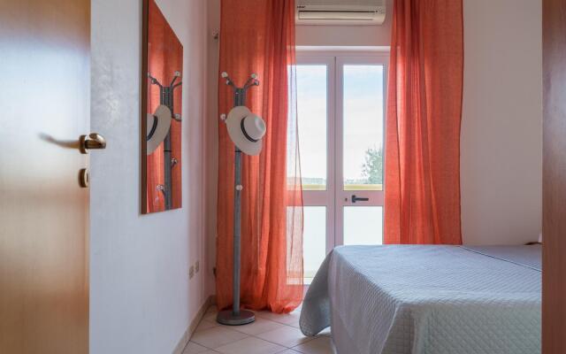 Casa Mimosa B a Villa Safi con Piscina