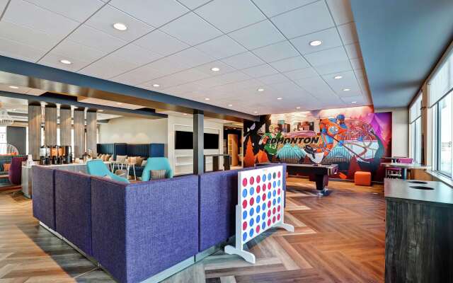 TRU BY Hilton Edmonton Windermere