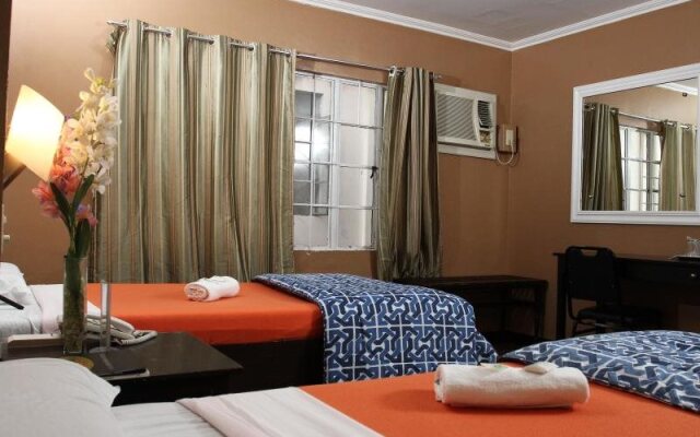 Camila 1 Hotel
