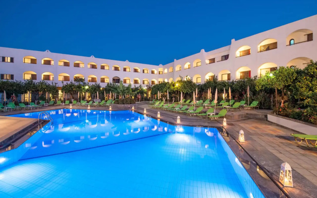 Malia Holidays Hotel