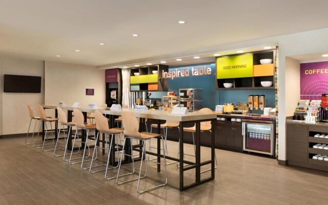 Home2 Suites by Hilton Milwaukee Brookfield