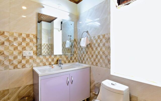 OYO 38661 Hotel Apna Ghar