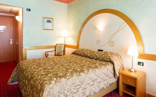 Hotel Aquila DOro