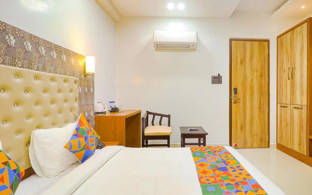 Fabhotel Palash