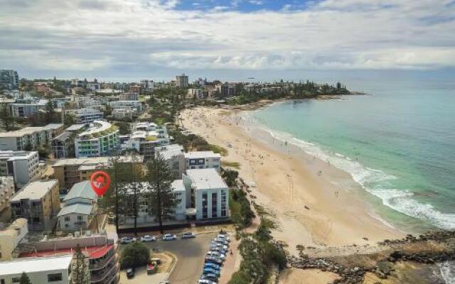 Beachcomber Unit 4,- Beachside Unit -