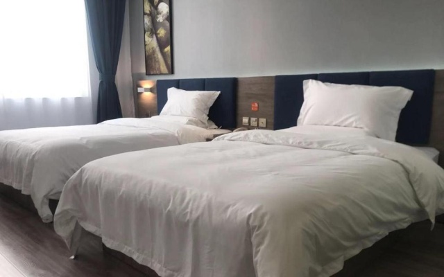 7Days Premium Zibo Zhoucun Zhoulong Road Furniture Market Branch – Guest Rooms – Zibo