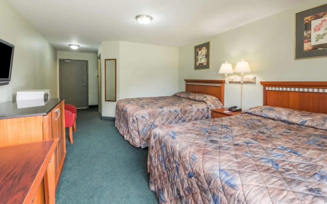 Knights Inn Bracebridge