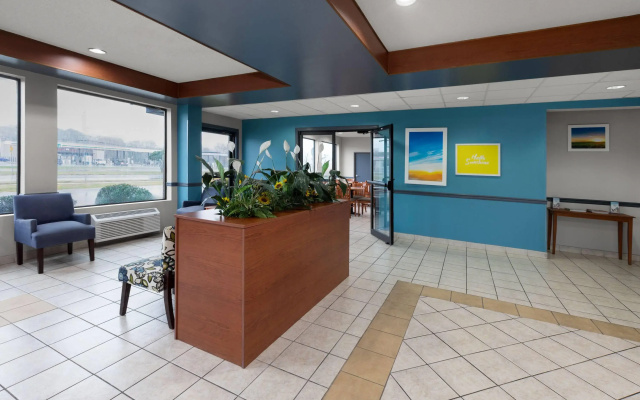 Days Inn & Suites by Wyndham Seaford
