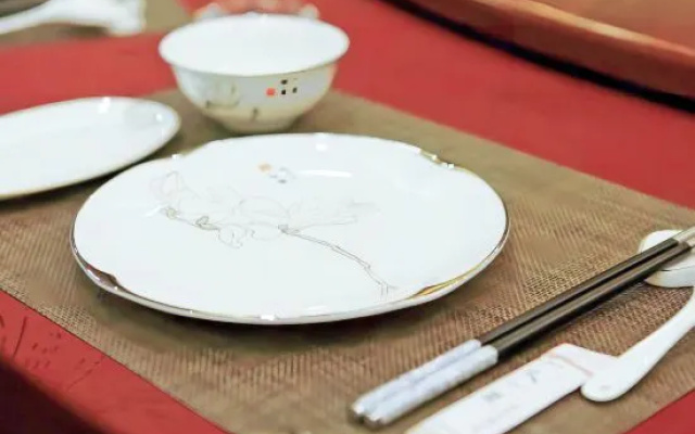 Hongda Hotel (Shengda Plaza Branch of Tianshui High speed Railway Station) – Meal – Tianshui