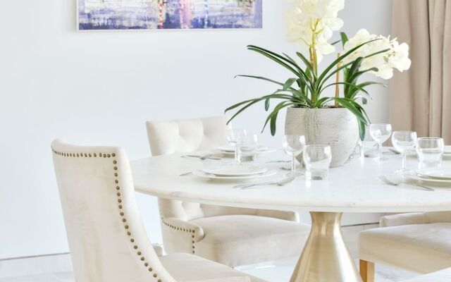 Contemporary 2 BR in Bluewaters Island