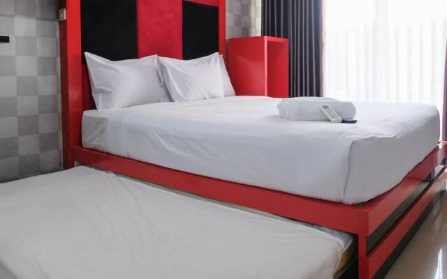 Homey Designed Studio Apartment At Gateway Pasteur