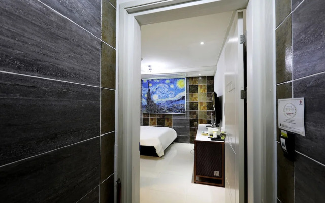 Russo Hotel