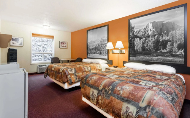 Fernie Fox Hotel