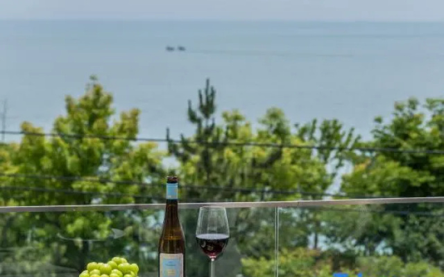 Qingdao Qigu Abalone Island No.85 Homestay