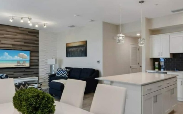 3120 Unit 406 Stunning 2B Apartment