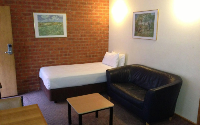 Footscray Motor Inn