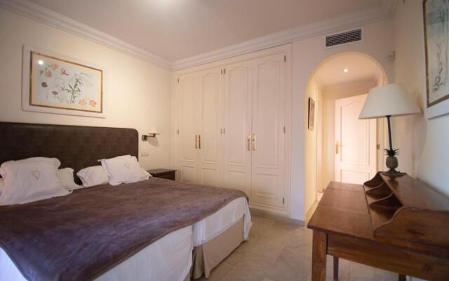 Beautiful apartment in Vasari Puerto Banus