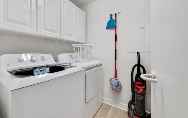 Beach Colony West 4D