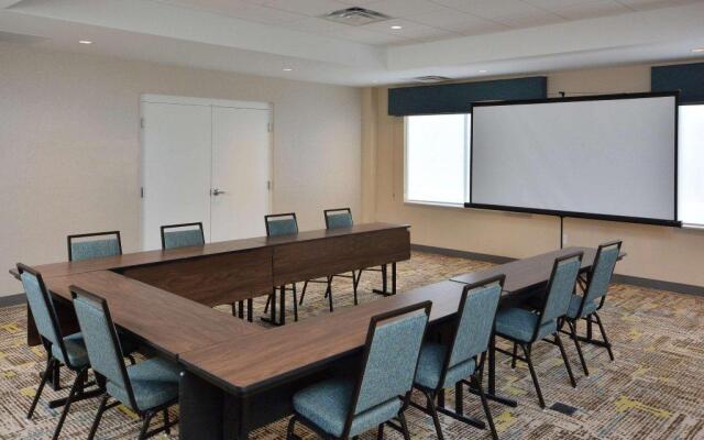 Hampton Inn & Suites by HIlton Charlotte North I 485